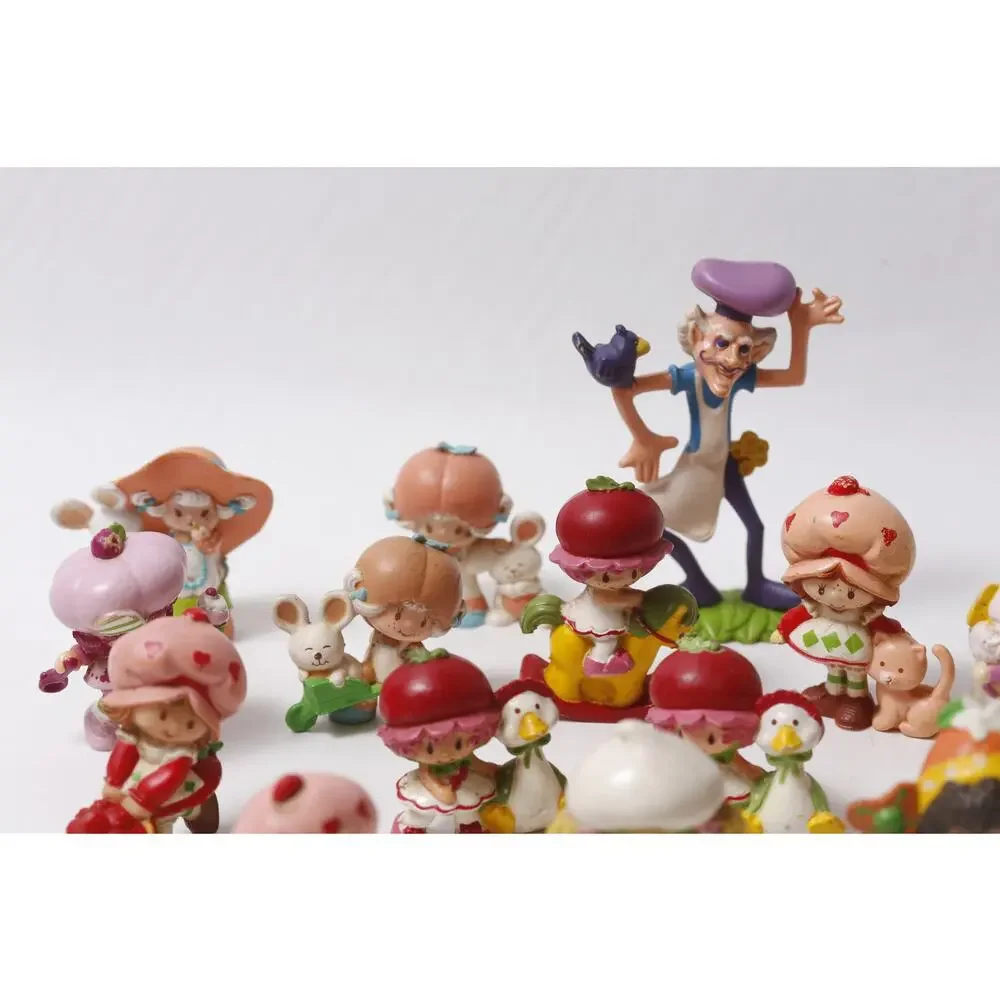1980s Strawberry Shortcake Deluxe Miniature Toy Lot FLAWED ~ 260826-WH 1309